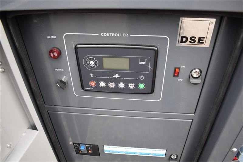 Cummins 55 KvA - Gerador elétrico: foto 5 Cummins 55 KvA - Gerador elétrico: foto 5