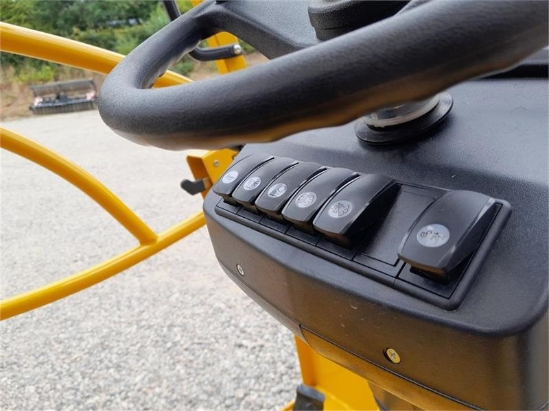 Leasing de Eurotrac W12 F XL  Eurotrac W12 F XL: foto 11