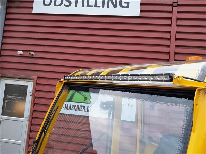 Pá carregadora de rodas Eurotrac W12S med førerhus, skovl og gafler: foto 10 Pá carregadora de rodas Eurotrac W12S med førerhus, skovl og gafler: foto 10