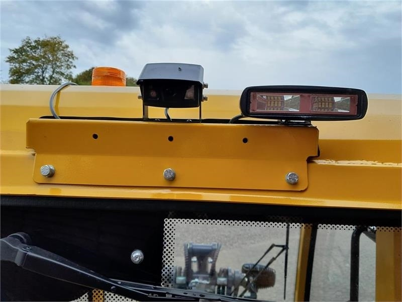 Pá carregadora de rodas Eurotrac W12S med førerhus, skovl og gafler: foto 9 Pá carregadora de rodas Eurotrac W12S med førerhus, skovl og gafler: foto 9