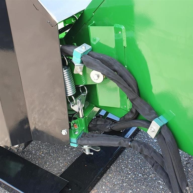 - - - FLISHUGGER TIL TRAKTOR KAPACITET OP TIL Ø250 - Estilhaçadora de madeira: foto 4 - - - FLISHUGGER TIL TRAKTOR KAPACITET OP TIL Ø250 - Estilhaçadora de madeira: foto 4