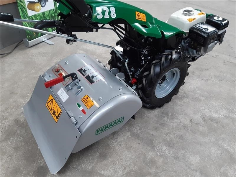 Ferrari 328 - Trator municipal: foto 5 Ferrari 328 - Trator municipal: foto 5
