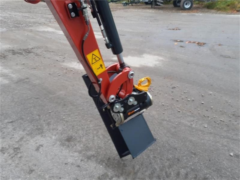 Mole M12 1250 kg graver - Mini escavadeira: foto 4 Mole M12 1250 kg graver - Mini escavadeira: foto 4