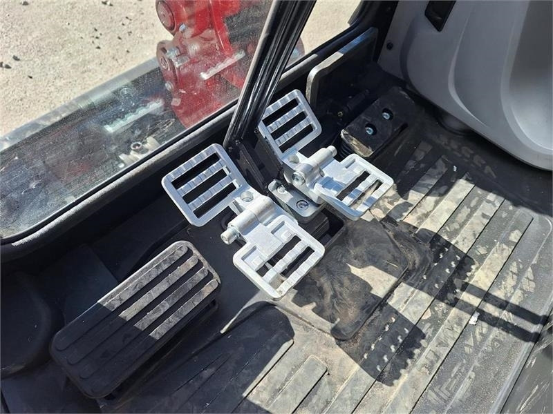 Mini escavadeira Mole M25: foto 13 Mini escavadeira Mole M25: foto 13