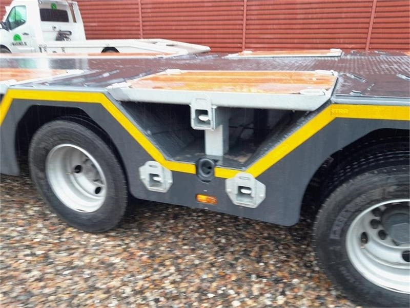 - - - VERTRA  - Semi-reboque baixa: foto 4 - - - VERTRA  - Semi-reboque baixa: foto 4