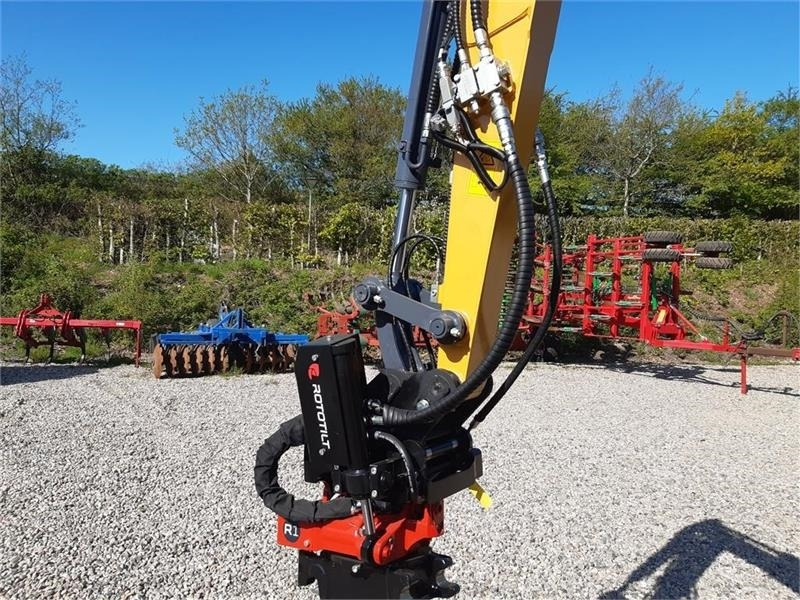 XCMG xe27e med rototilt - Mini escavadeira: foto 3 XCMG xe27e med rototilt - Mini escavadeira: foto 3