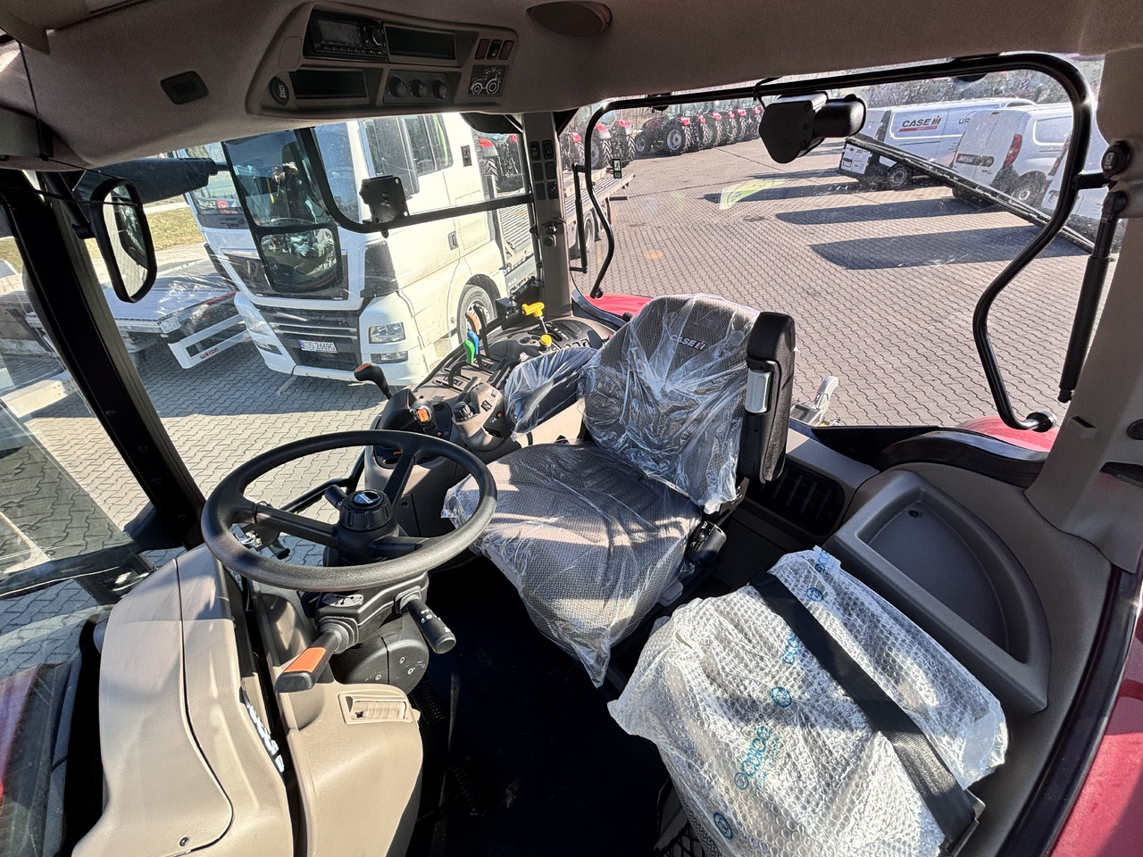 Trator novo CASE Maxxum 135: foto 7