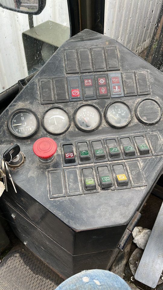 VALMET TD1612 SX 1620 - Empilhadeira a diesel: foto 4 VALMET TD1612 SX 1620 - Empilhadeira a diesel: foto 4