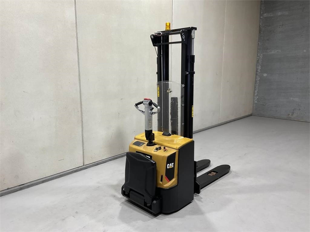 CAT NSP16N2R - Stacker: foto 2 CAT NSP16N2R - Stacker: foto 2