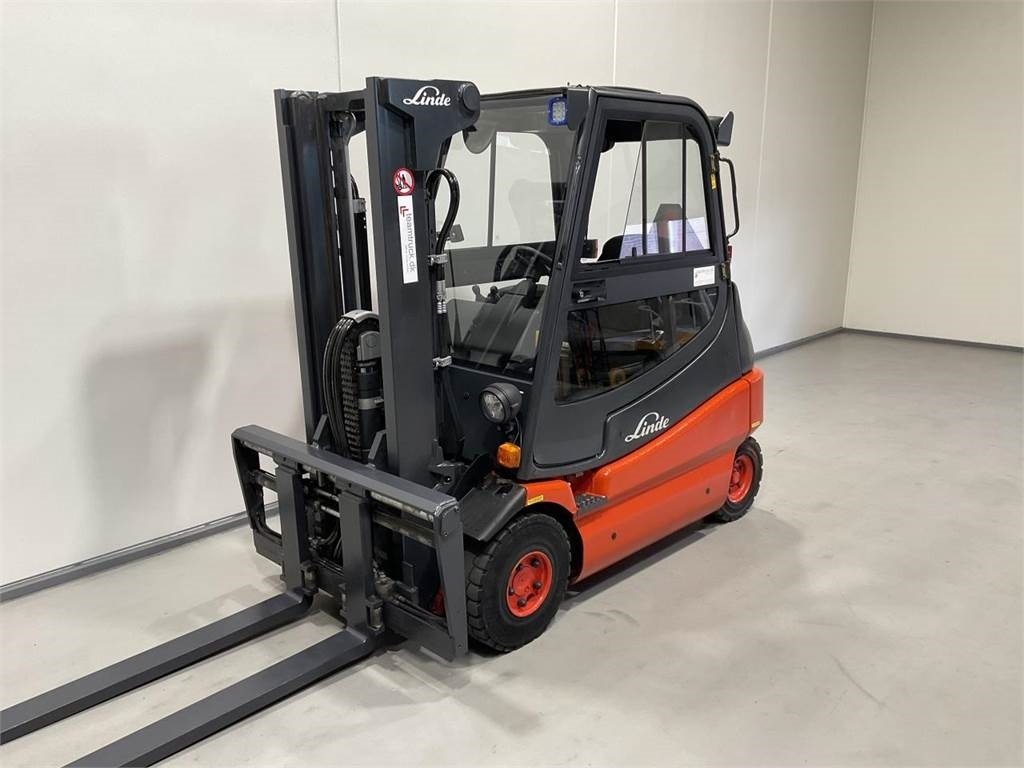Linde E25P - 02 - Empilhadeira elétrica: foto 4 Linde E25P - 02 - Empilhadeira elétrica: foto 4