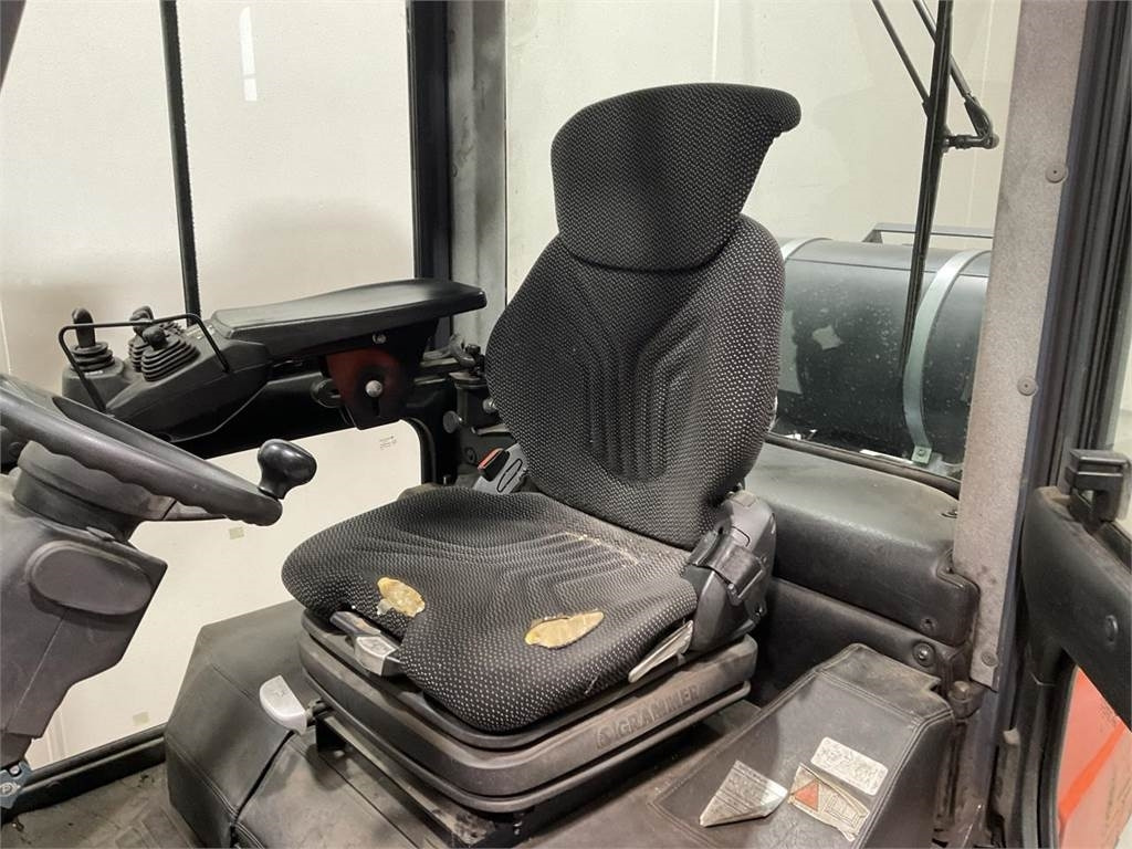 Toyota 02-8FGF30 - Empilhadeira a gás: foto 5 Toyota 02-8FGF30 - Empilhadeira a gás: foto 5