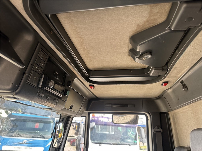 Camião grua Iveco Eurocargo 120 EL 210hp / Fassi 80A Year 2012 + Tip: foto 9