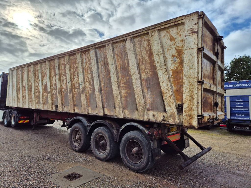 KEL-BERG 71 m3 steel tipper / stål tipper (nysynet) - Semi-reboque basculante: foto 3 KEL-BERG 71 m3 steel tipper / stål tipper (nysynet) - Semi-reboque basculante: foto 3