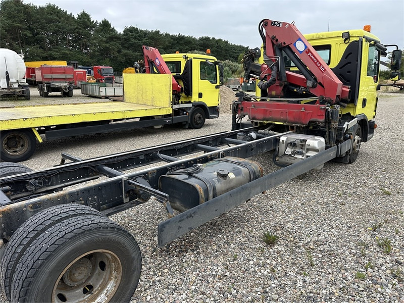 MAN TGL 12.220 // Crane HMF 735K2 // - Camião grua: foto 3 MAN TGL 12.220 // Crane HMF 735K2 // - Camião grua: foto 3