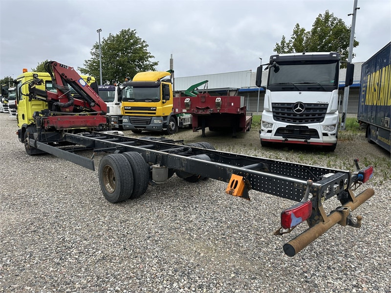 MAN TGL 12.220 // Crane HMF 735K2 // - Camião grua: foto 4 MAN TGL 12.220 // Crane HMF 735K2 // - Camião grua: foto 4