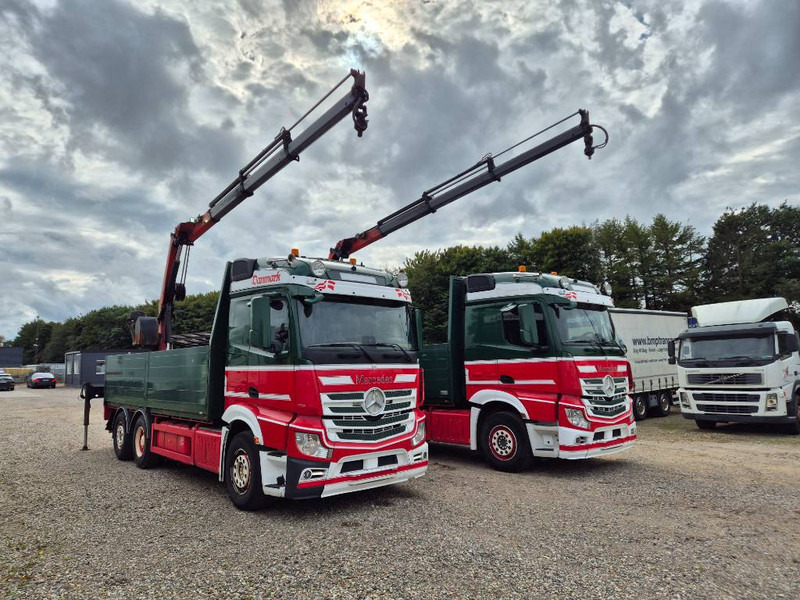 Mercedes-Benz Actros 2551/6x2 // Palfinger 16002 B // 2 x trucks - Camião grua: foto 1 Mercedes-Benz Actros 2551/6x2 // Palfinger 16002 B // 2 x trucks - Camião grua: foto 1