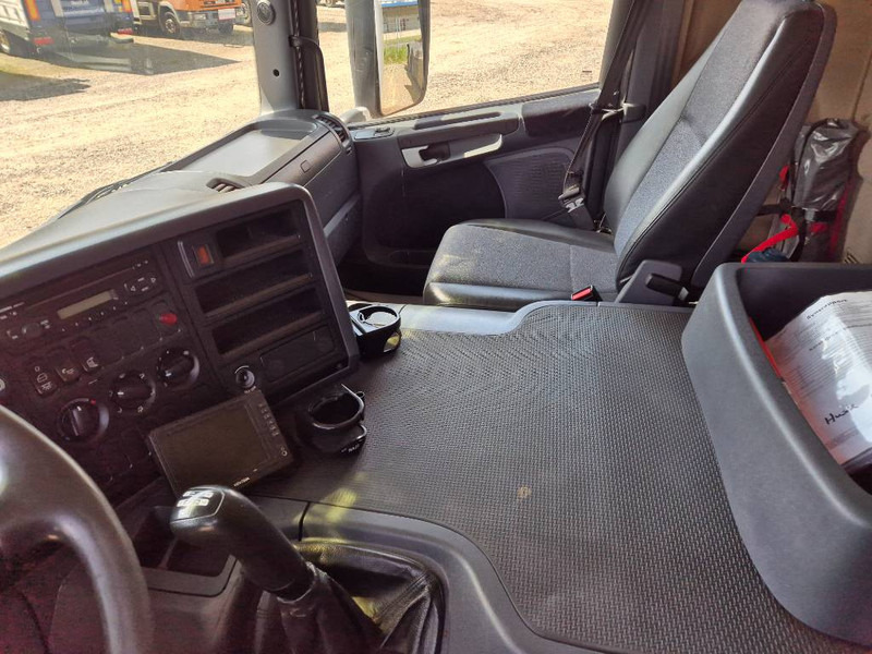 Camião furgão Scania P 230 //Lift 2500 kg // Side opening: foto 14