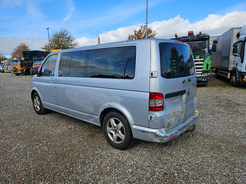 Volkswagen Caravelle 2,5 TDi 130 Comfortline 9prs 4d - Minibus, Furgão de passageiros: foto 3 Volkswagen Caravelle 2,5 TDi 130 Comfortline 9prs 4d - Minibus, Furgão de passageiros: foto 3