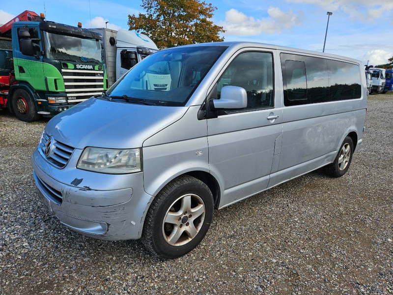 Volkswagen Caravelle 2,5 TDi 130 lang 10prs 5d - Minibus, Furgão de passageiros: foto 1 Volkswagen Caravelle 2,5 TDi 130 lang 10prs 5d - Minibus, Furgão de passageiros: foto 1
