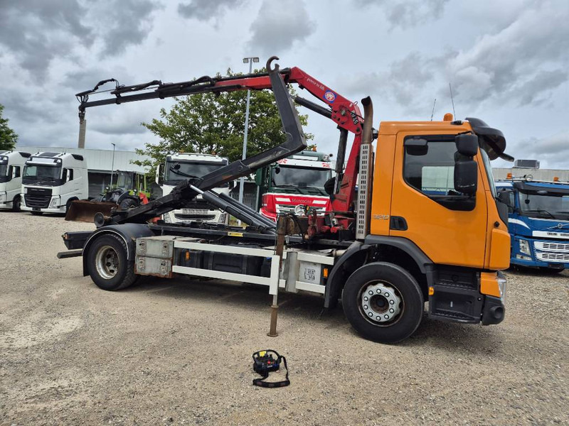 Volvo FE 320 /4x2// HMF 875 K3 // Kroghejs - Camião grua: foto 1 Volvo FE 320 /4x2// HMF 875 K3 // Kroghejs - Camião grua: foto 1