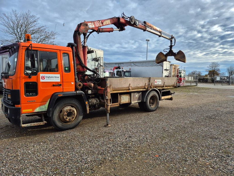 Volvo FL 614 // HMF1065 K2 grab/Rotor // Steelsupension - Camião grua: foto 1 Volvo FL 614 // HMF1065 K2 grab/Rotor // Steelsupension - Camião grua: foto 1