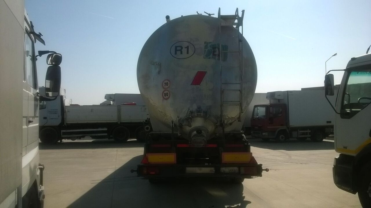 Piacenza S36 H2 T56 - Semirreboque silo: foto 3 Piacenza S36 H2 T56 - Semirreboque silo: foto 3