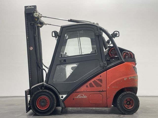 Linde H30T-01 393 - Empilhadeira: foto 5 Linde H30T-01 393 - Empilhadeira: foto 5