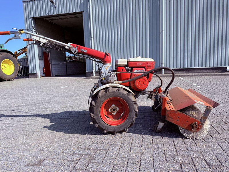 Honda F800 Veegmachine - Varredora urbana: foto 4 Honda F800 Veegmachine - Varredora urbana: foto 4
