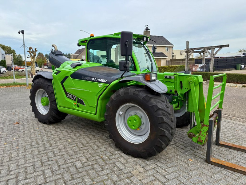Merlo TF35.7-140 Telehandler - Empilhador telescópico: foto 4 Merlo TF35.7-140 Telehandler - Empilhador telescópico: foto 4