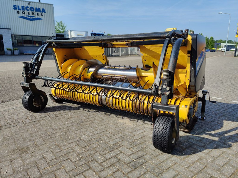 Leasing de New Holland 273 Gras Pick Up New Holland 273 Gras Pick Up: foto 16