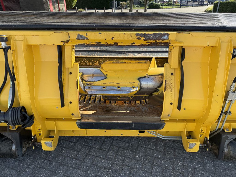 New Holland 380FP Gras Pickup - Colheitadeira: foto 5 New Holland 380FP Gras Pickup - Colheitadeira: foto 5