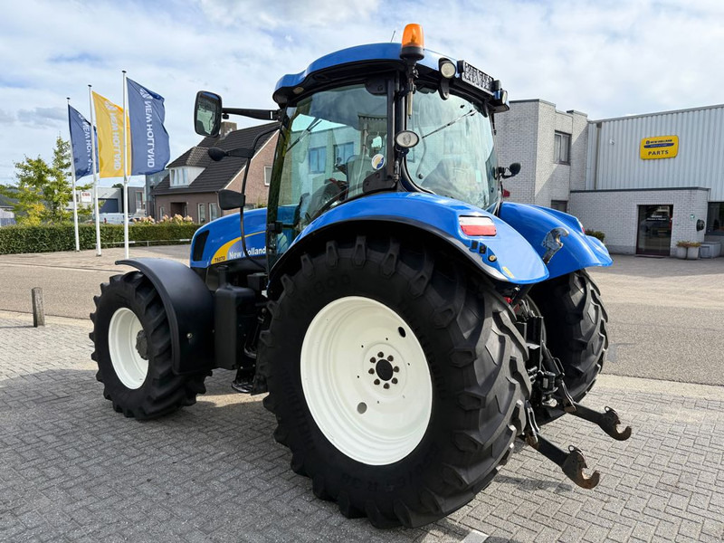 New Holland T6070 Elite - Trator: foto 3 New Holland T6070 Elite - Trator: foto 3