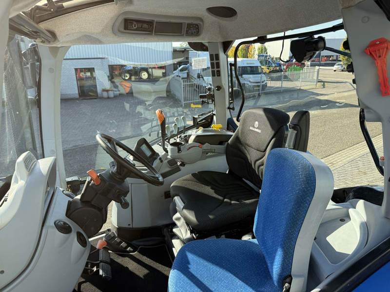 New Holland T7.185 Power Command - Trator: foto 5 New Holland T7.185 Power Command - Trator: foto 5