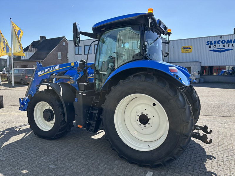 New Holland T7.210 AC Stage V + TL770 Voorlader - Trator: foto 3 New Holland T7.210 AC Stage V + TL770 Voorlader - Trator: foto 3