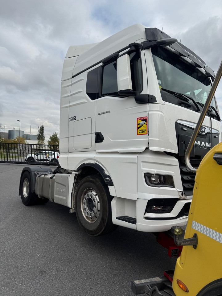 MAN TGX 18.520 - Tractor: foto 2 MAN TGX 18.520 - Tractor: foto 2