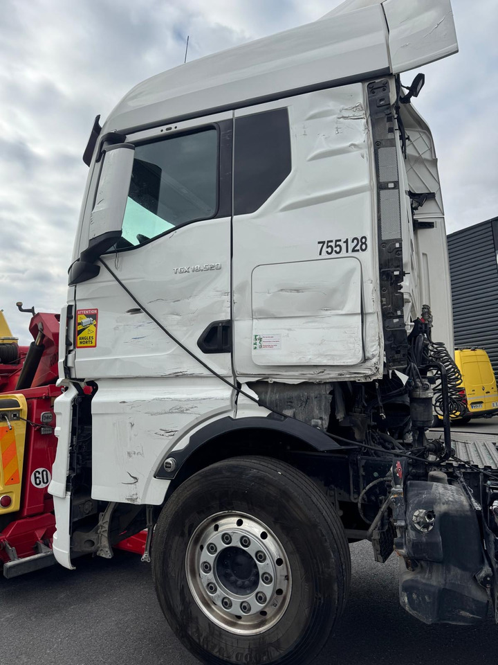 MAN TGX 18.520 - Tractor: foto 4 MAN TGX 18.520 - Tractor: foto 4