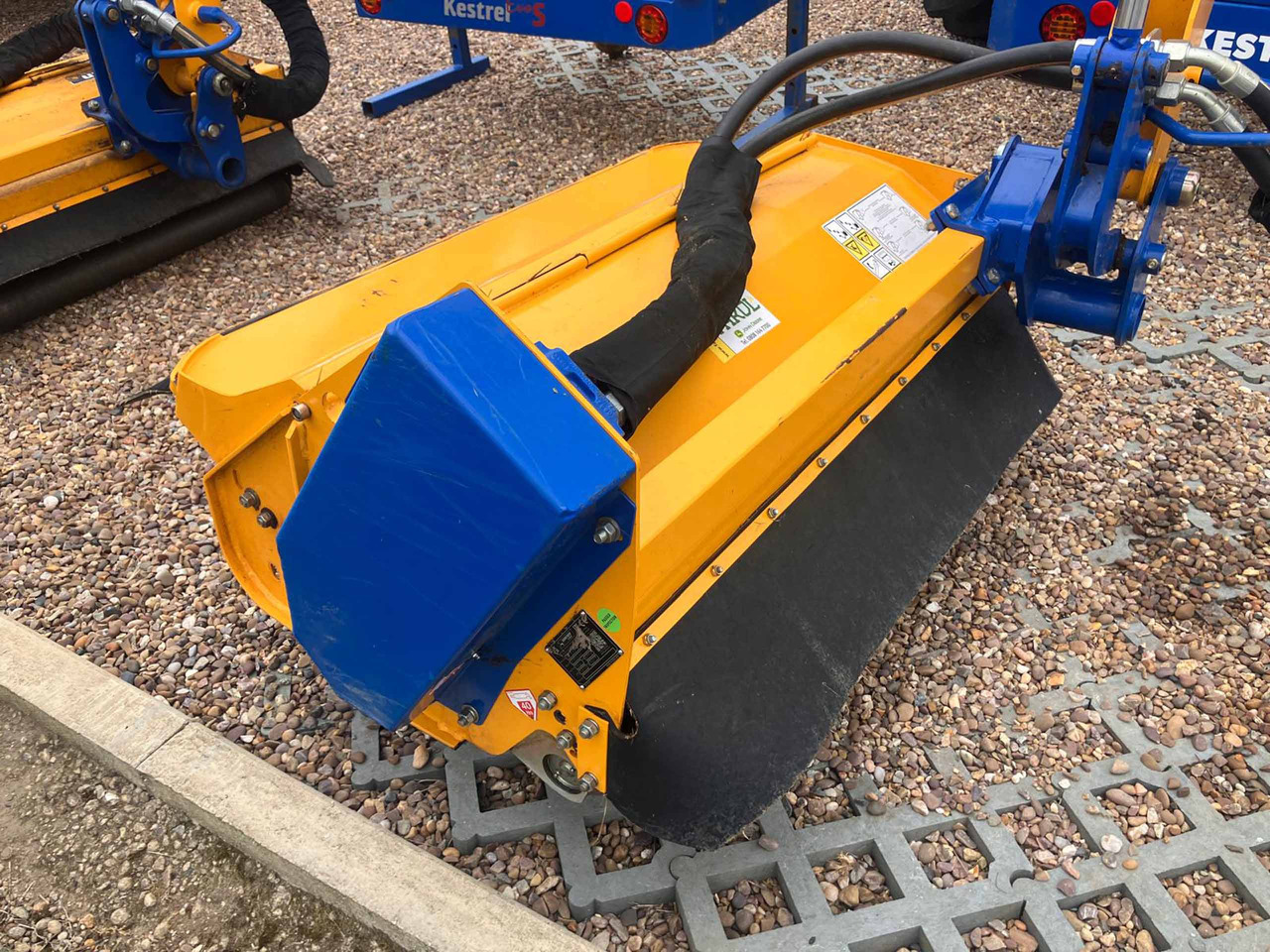 Bomford Turner Kestrel Evo S 5.7 Protrim - Limpa bermas: foto 2 Bomford Turner Kestrel Evo S 5.7 Protrim - Limpa bermas: foto 2