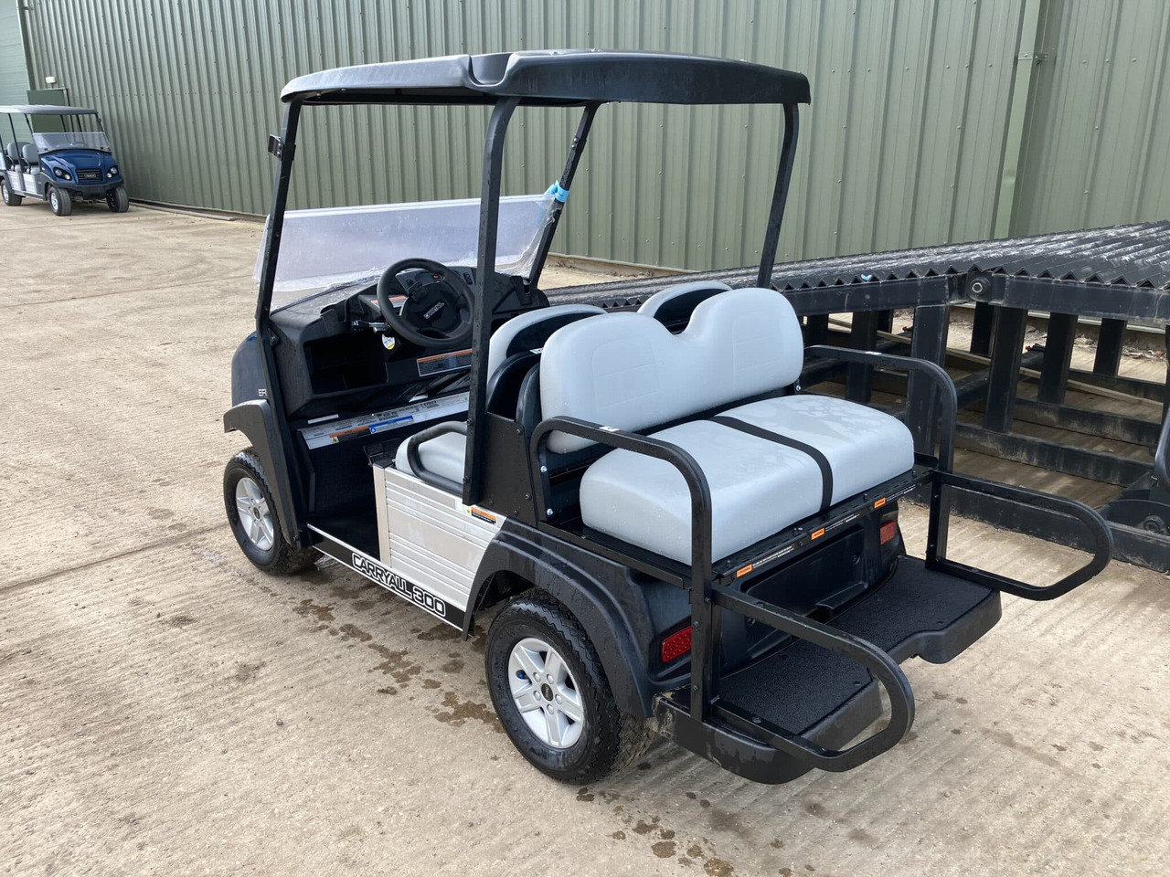 Club Car Carryall 300 w/ 4 Seat Conversion - Quadriciclo: foto 2 Club Car Carryall 300 w/ 4 Seat Conversion - Quadriciclo: foto 2