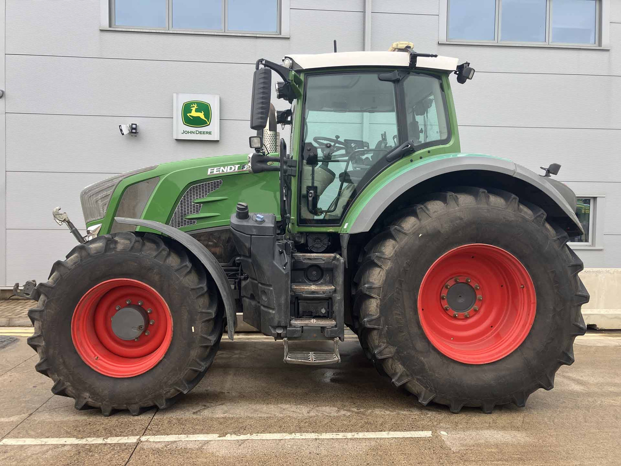 Fendt 828 Profi Plus - Trator: foto 3 Fendt 828 Profi Plus - Trator: foto 3