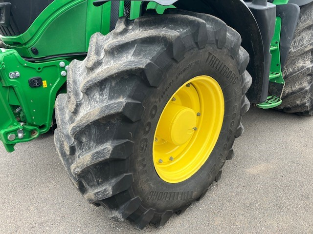 JOHN DEERE 6R 250 - Trator: foto 2 JOHN DEERE 6R 250 - Trator: foto 2