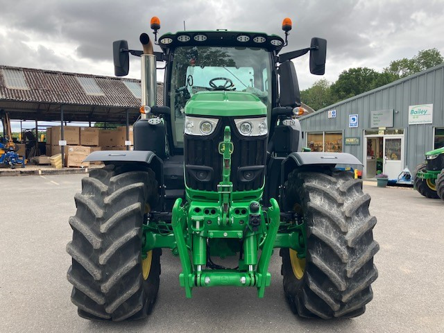 JOHN DEERE 6R 250 - Trator: foto 4 JOHN DEERE 6R 250 - Trator: foto 4