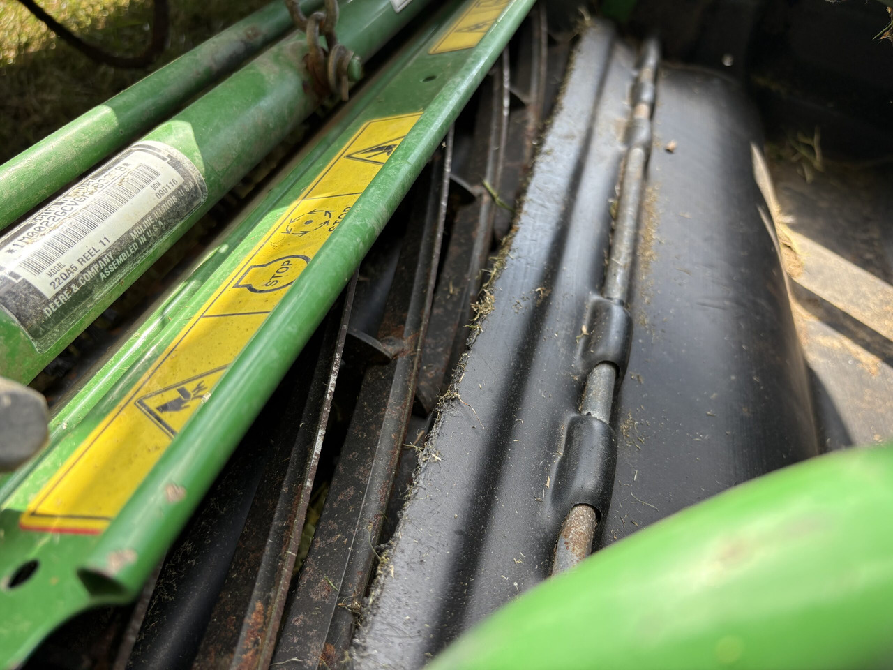 John Deere 2500E Greens Triple - Cortador de grama: foto 5 John Deere 2500E Greens Triple - Cortador de grama: foto 5