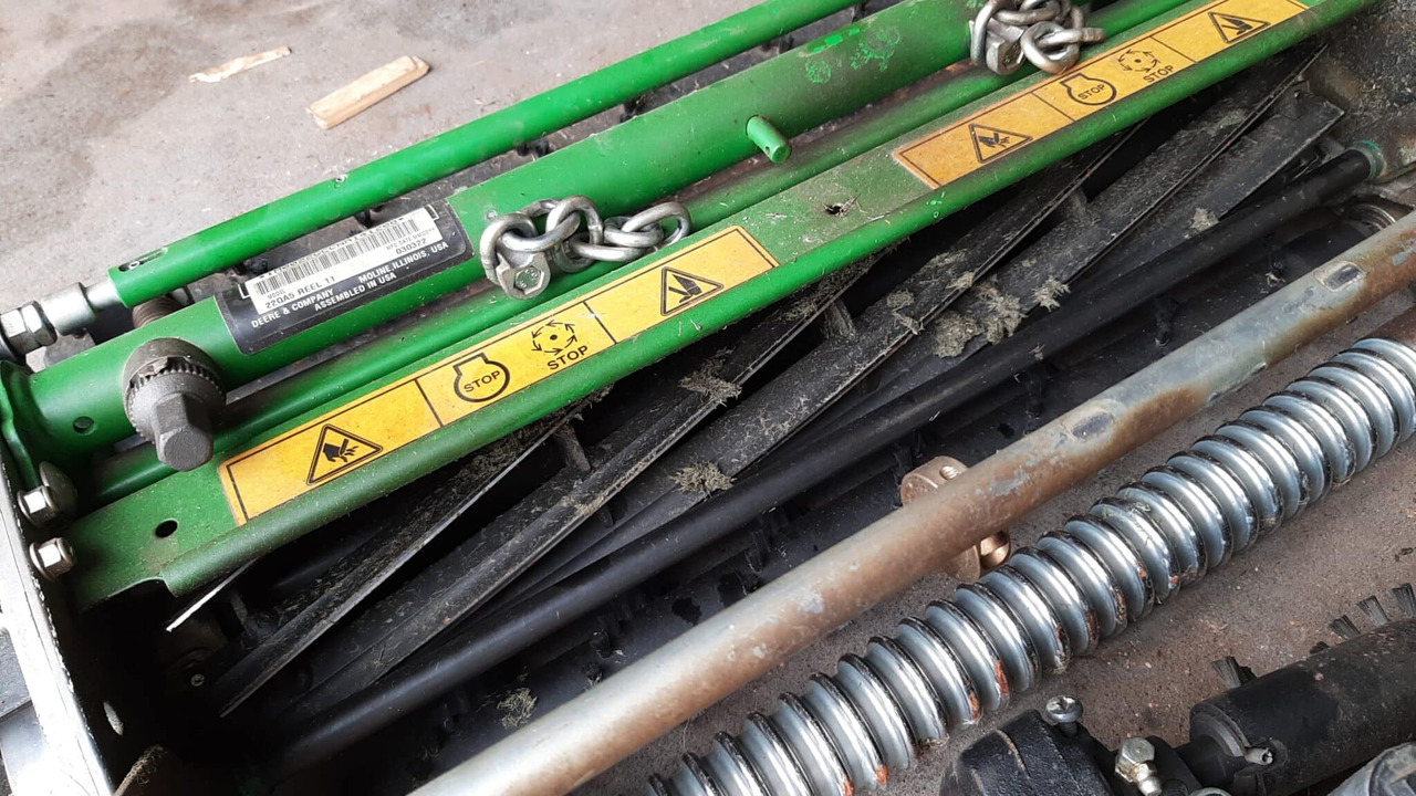 John Deere 2750E QA5 11bld cutting units - Cortador de grama: foto 2 John Deere 2750E QA5 11bld cutting units - Cortador de grama: foto 2