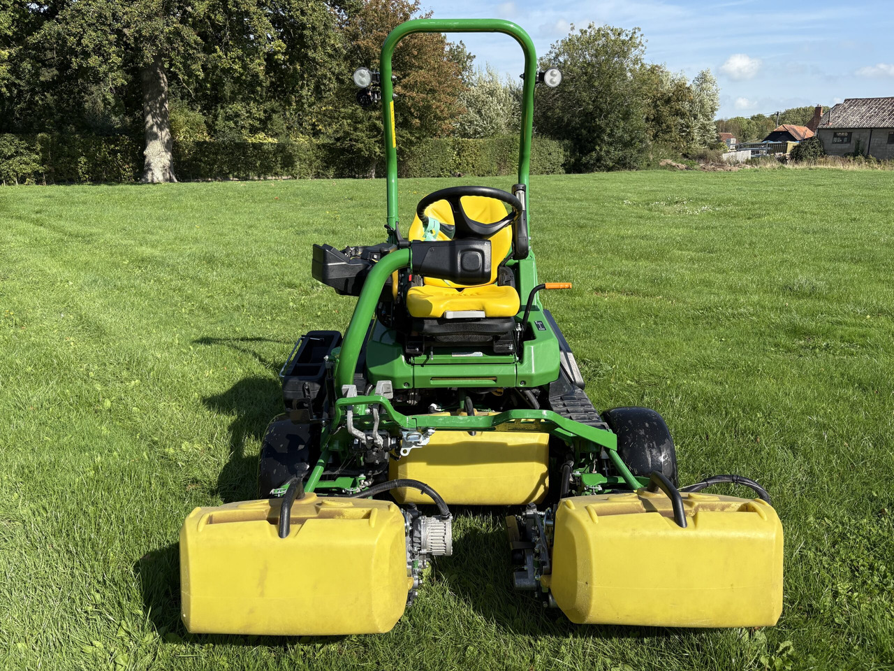 John Deere 2750E Triple Mower - Cortador de grama: foto 2 John Deere 2750E Triple Mower - Cortador de grama: foto 2