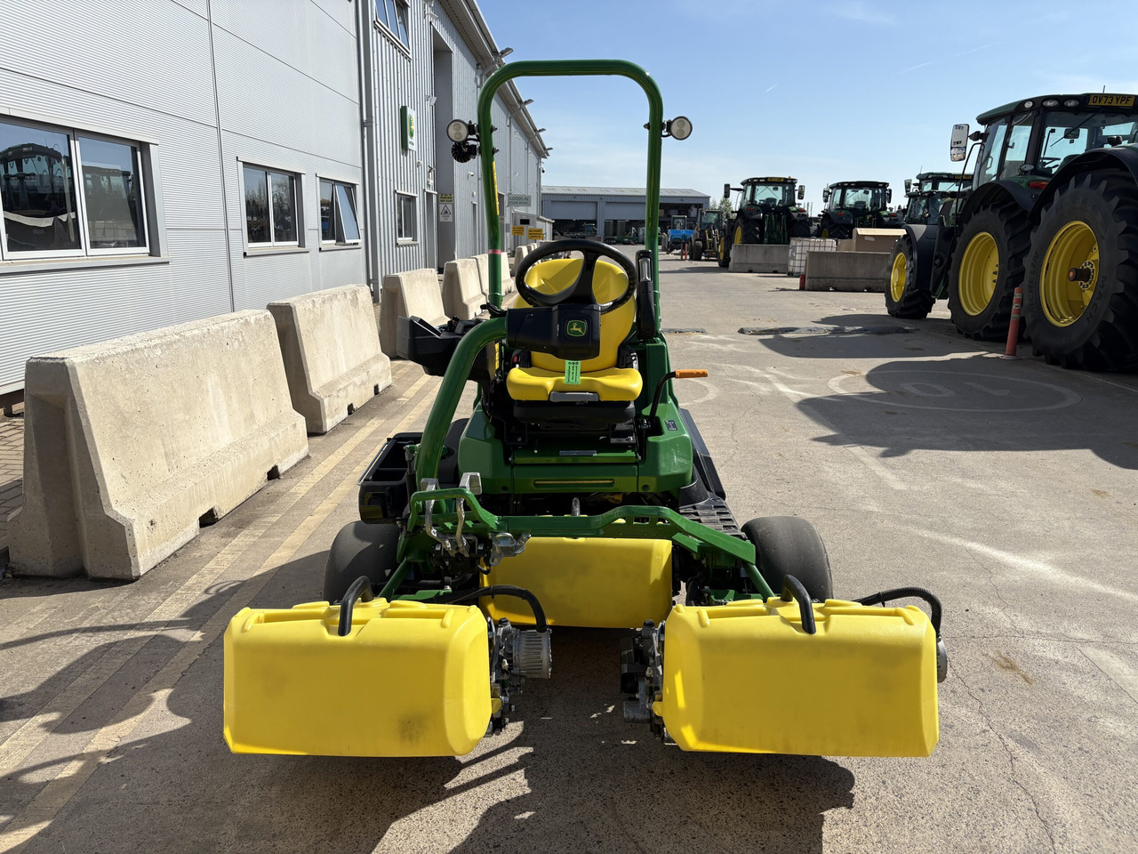 John Deere 2750E Triplex mower - Cortador de grama: foto 2 John Deere 2750E Triplex mower - Cortador de grama: foto 2