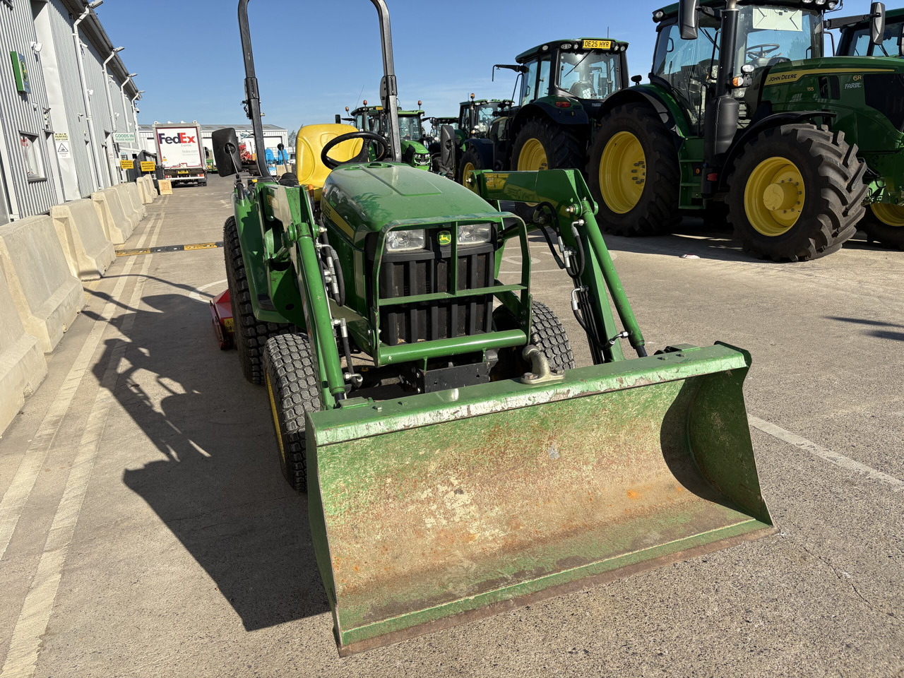 John Deere 3036E compact tractor with Loader - Mini trator: foto 2 John Deere 3036E compact tractor with Loader - Mini trator: foto 2