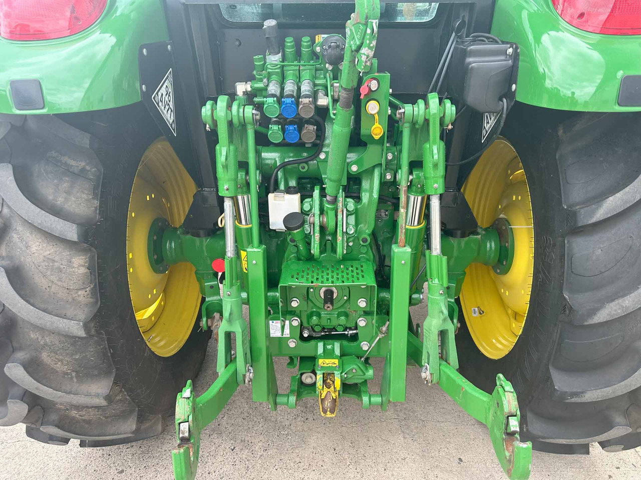 Trator John Deere 5090M: foto 19