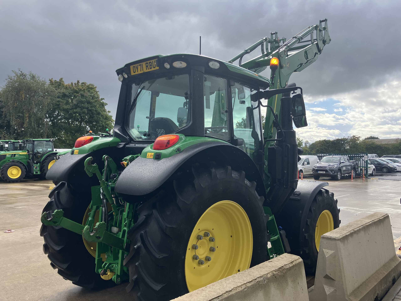 John Deere 6110M - Trator: foto 5 John Deere 6110M - Trator: foto 5