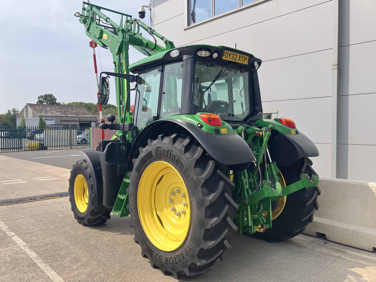 John Deere 6120M + 623R Loader - Trator: foto 3 John Deere 6120M + 623R Loader - Trator: foto 3