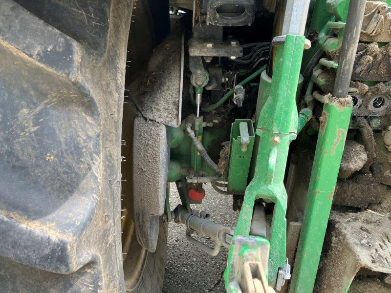 John Deere 6130R - Trator: foto 5 John Deere 6130R - Trator: foto 5